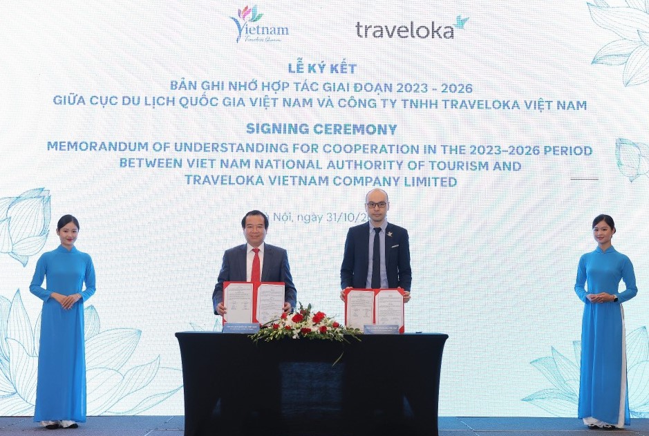 . Lễ ký kết hợp tác giai đoạn 2023-2026 giữa Cục Du lịch Quốc gia Việt Nam và Traveloka
